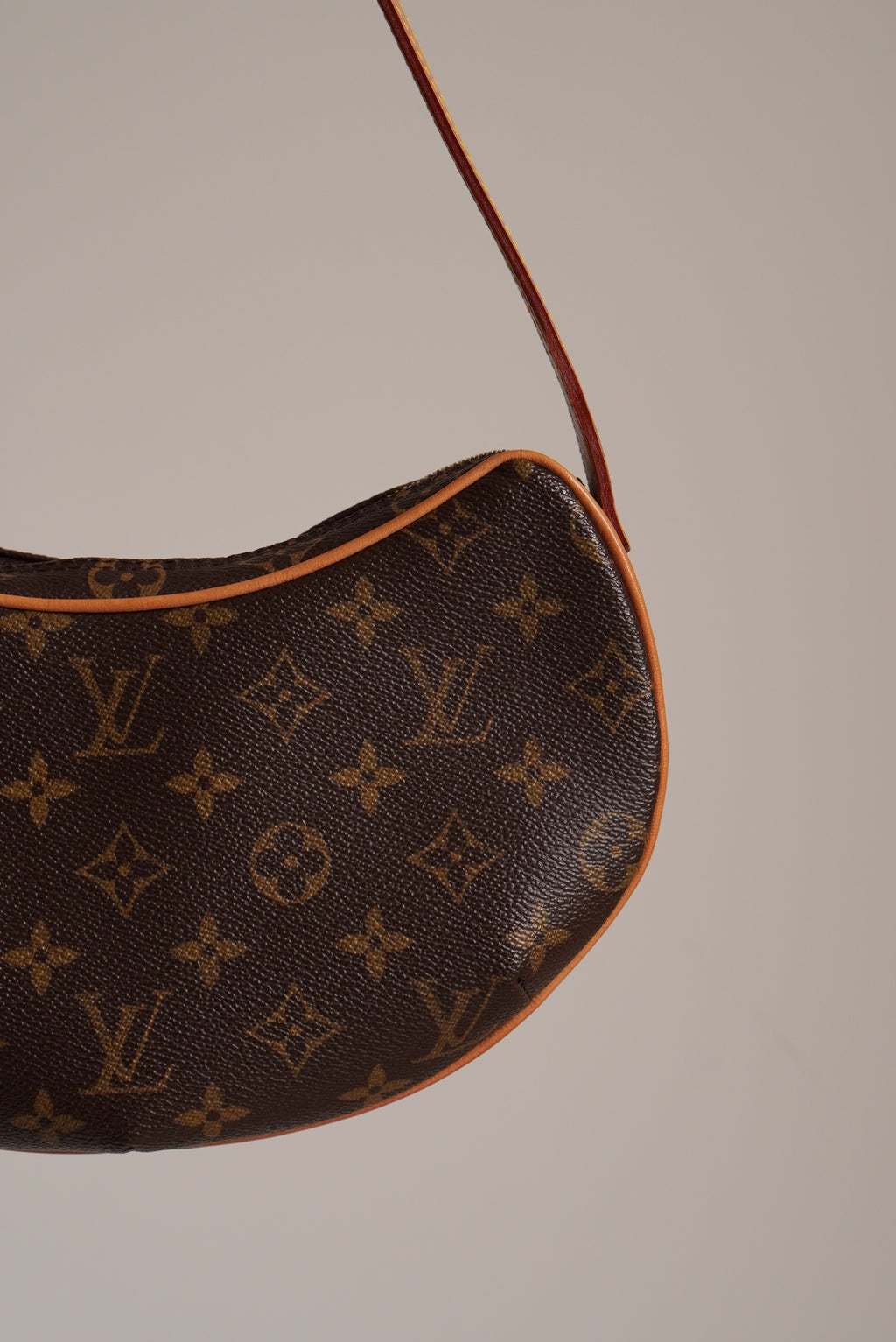 LOUIS VUITTON CROISSANT PM