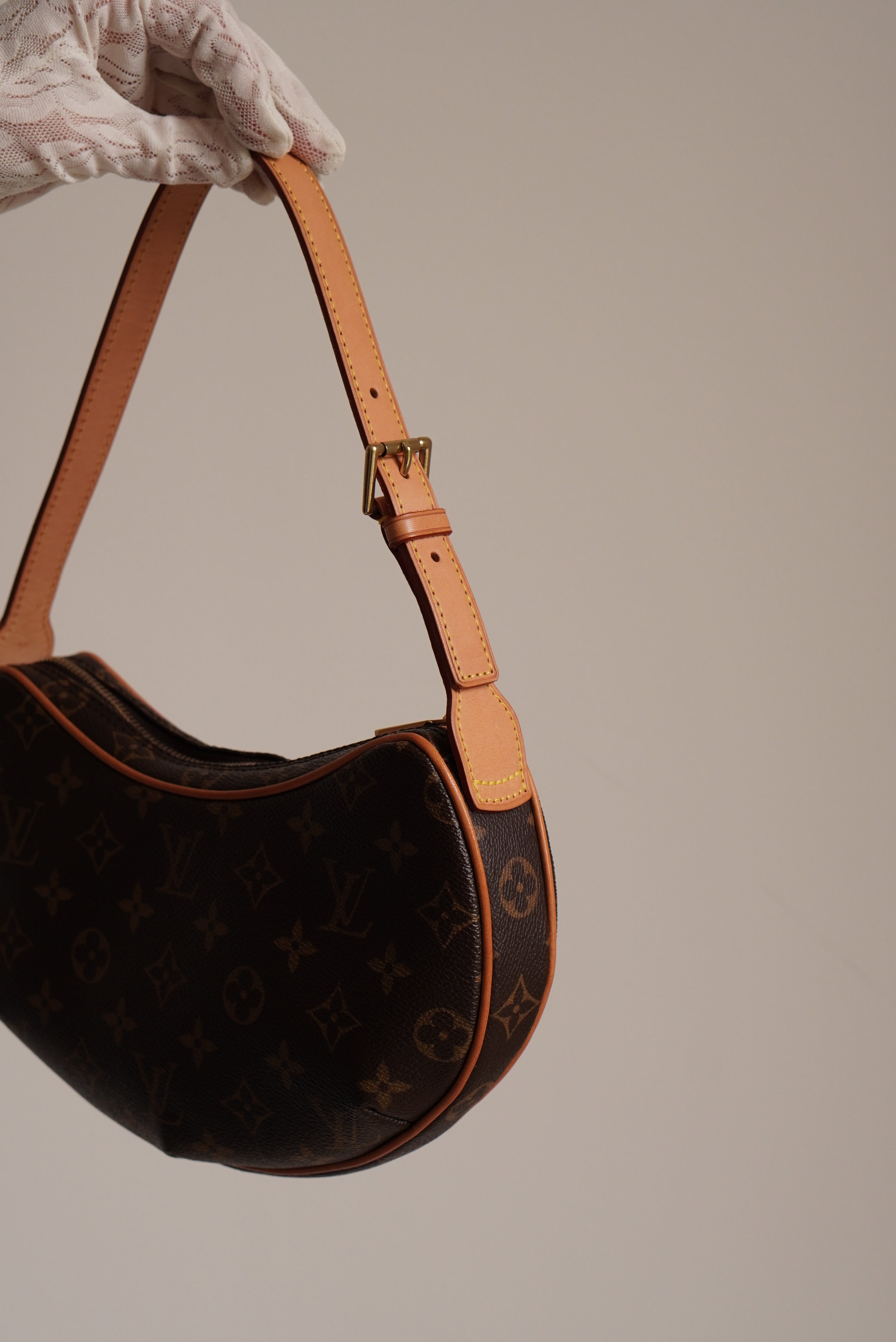 LOUIS VUITTON CROISSANT PM