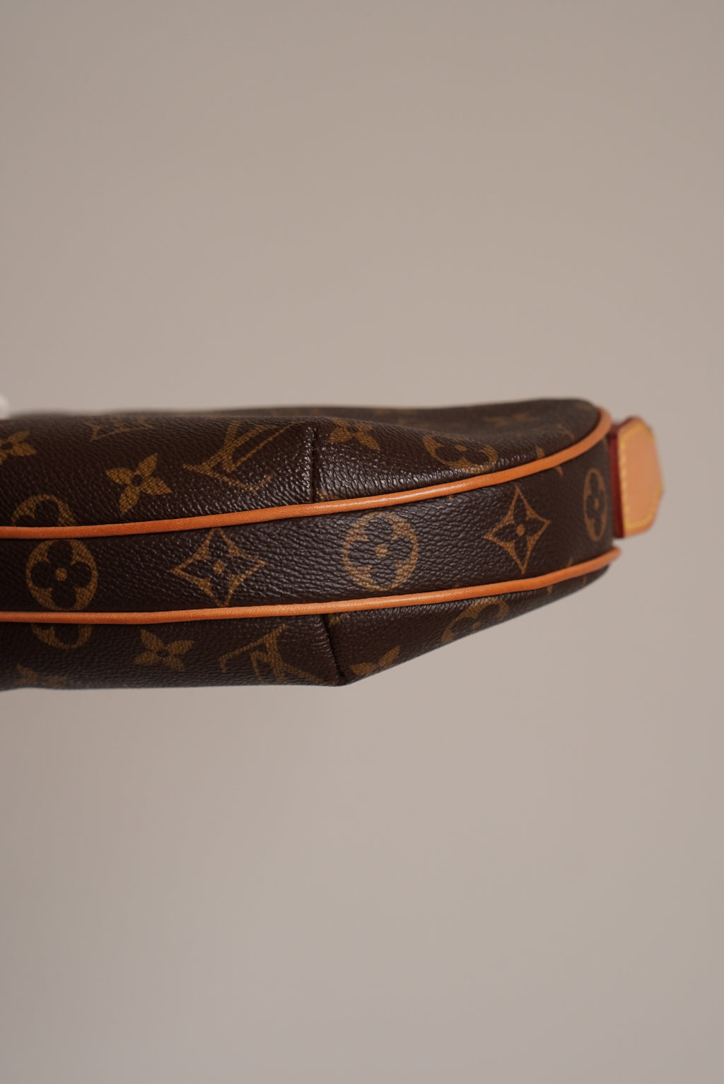 LOUIS VUITTON CROISSANT PM