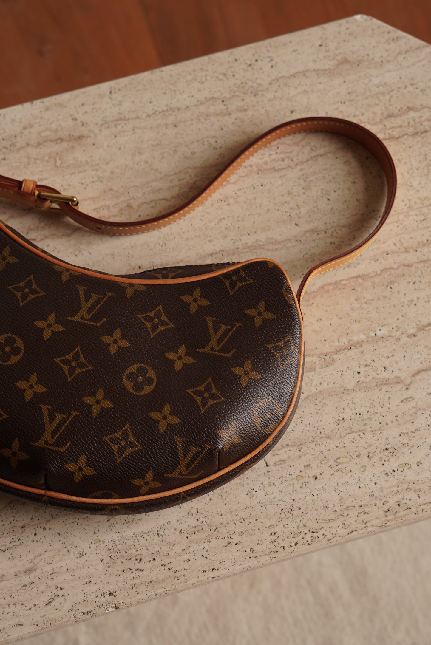 LOUIS VUITTON CROISSANT PM