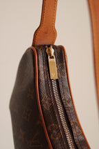 LOUIS VUITTON CROISSANT PM