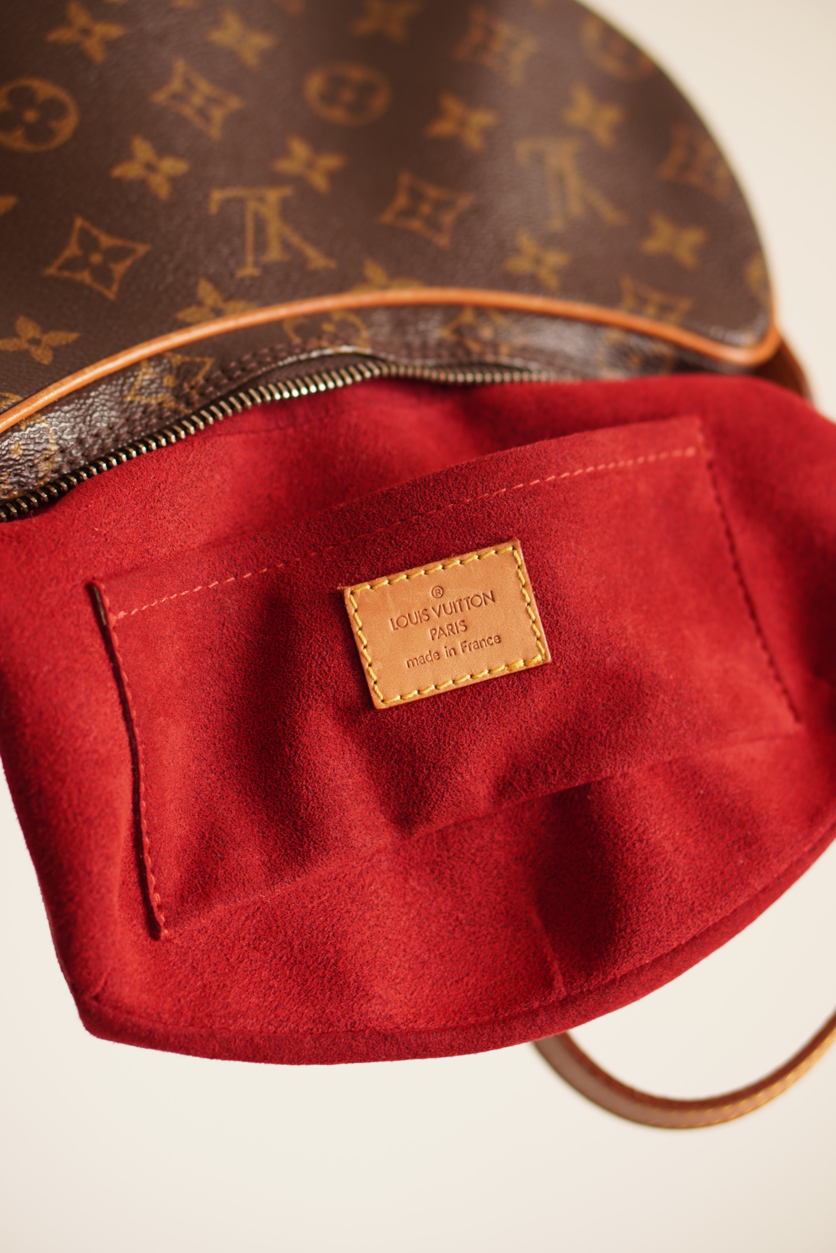LOUIS VUITTON CROISSANT PM