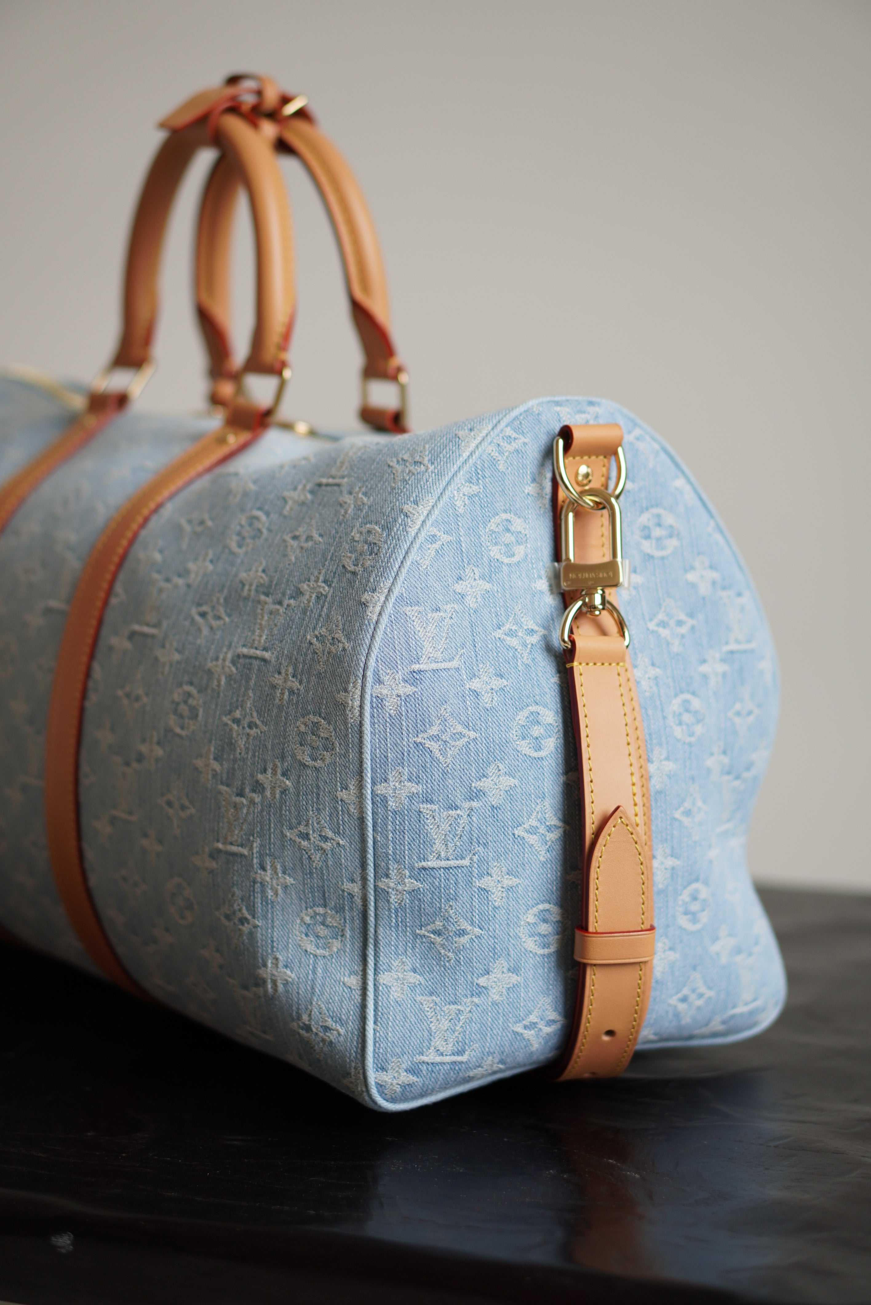 LOUIS VUITTON KEEPALL BANDOULIÈRE 45 | SKY BLUE DENIM