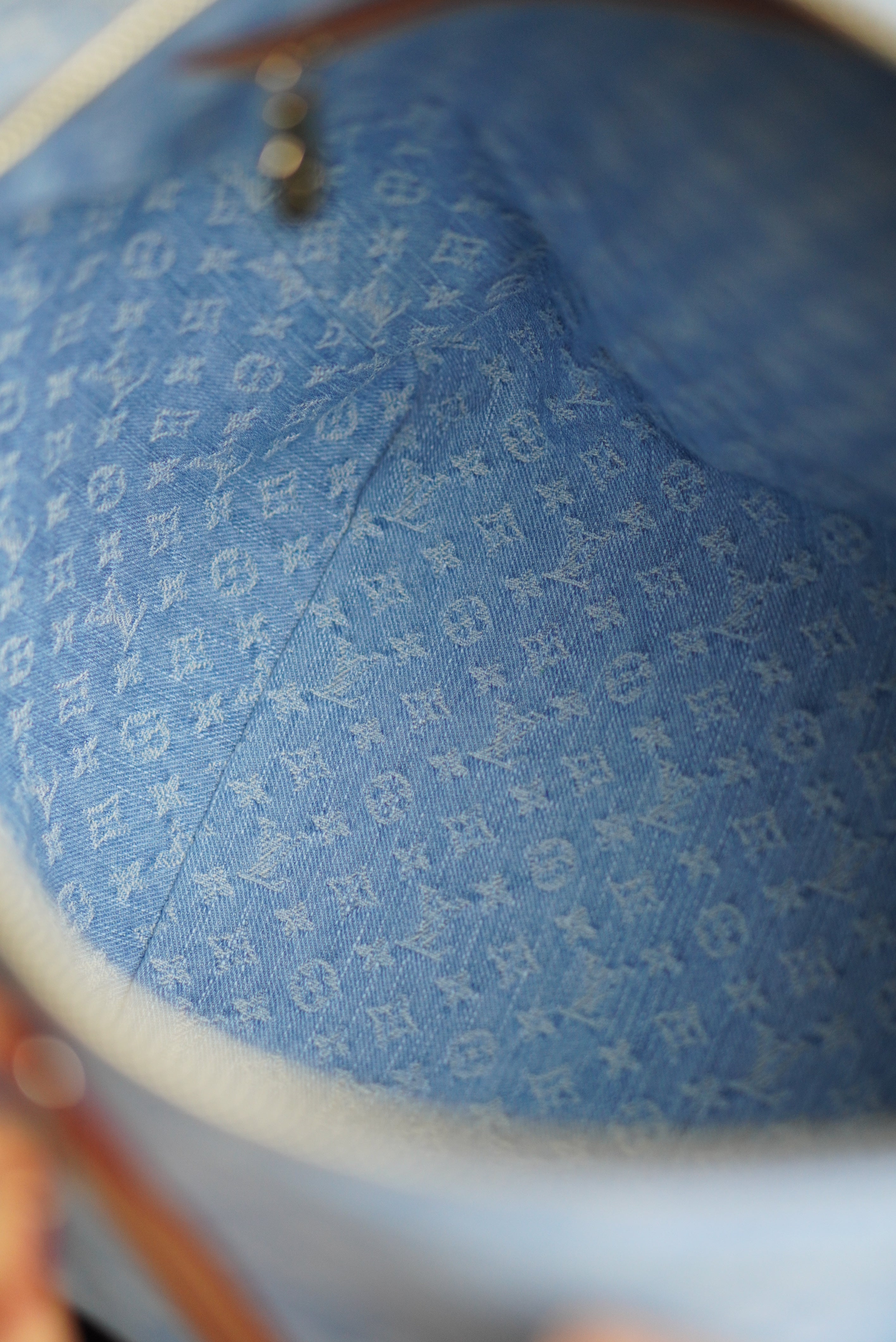 LOUIS VUITTON KEEPALL BANDOULIÈRE 45 | SKY BLUE DENIM