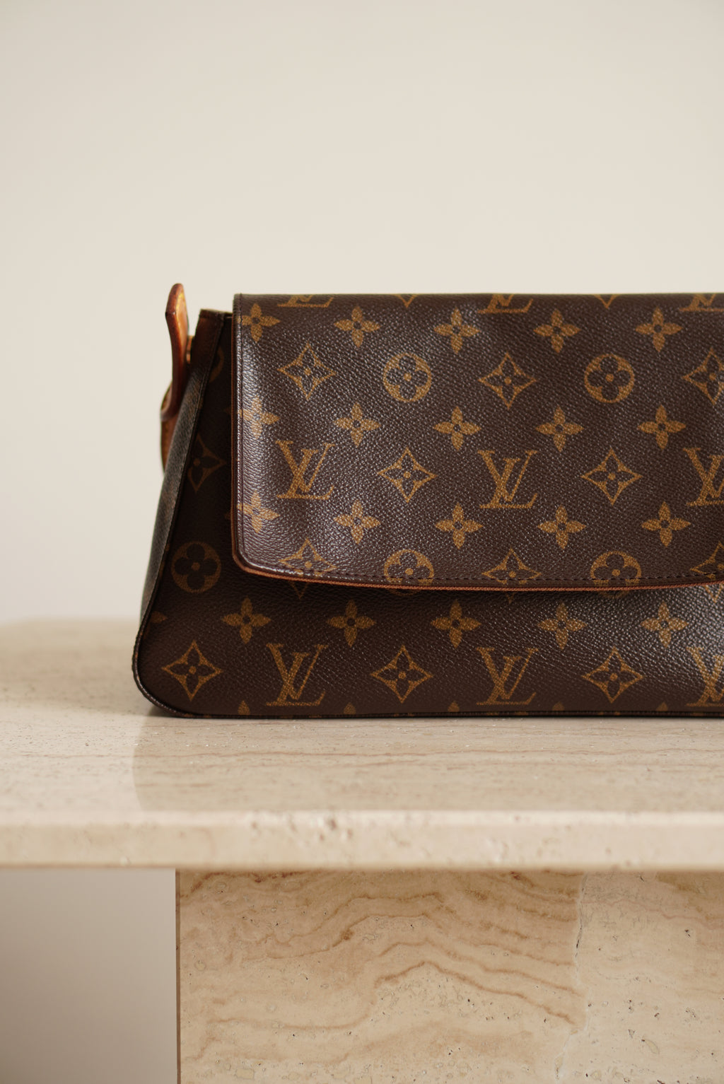 LOUIS VUITTON LOOPING PM