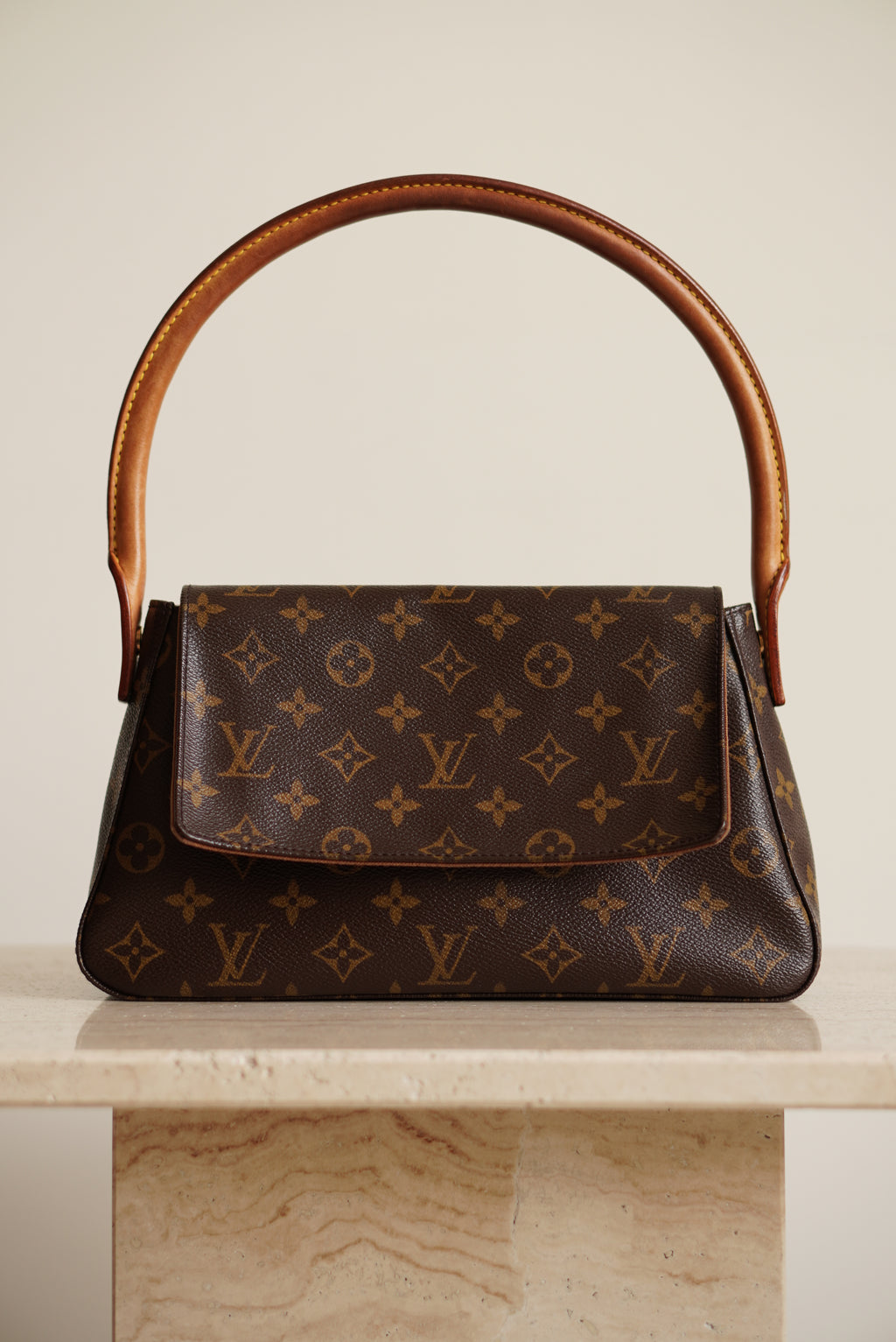 LOUIS VUITTON LOOPING PM