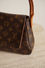 LOUIS VUITTON LOOPING PM