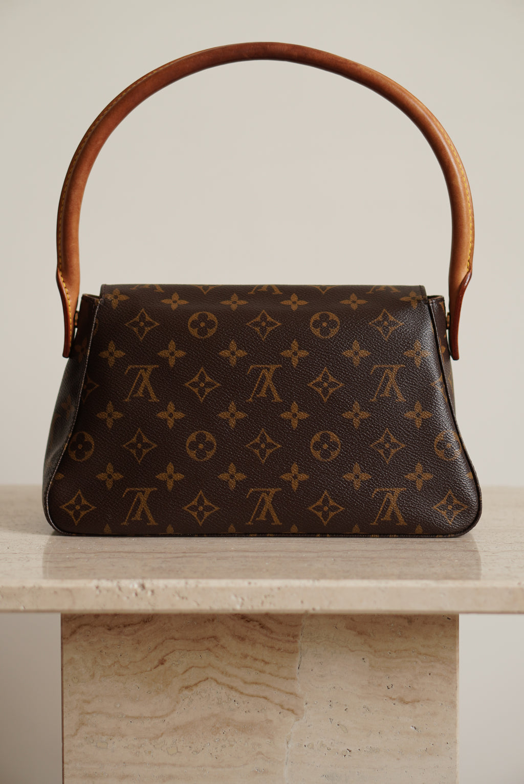 LOUIS VUITTON LOOPING PM