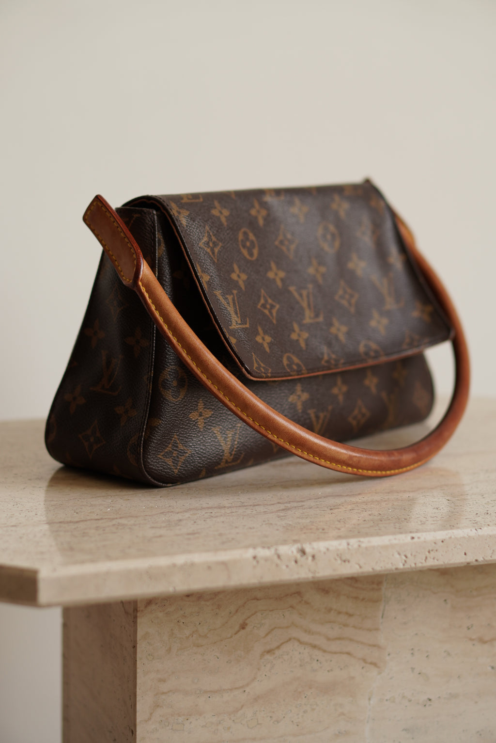 LOUIS VUITTON LOOPING PM