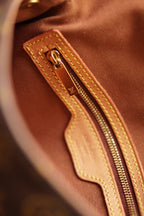 LOUIS VUITTON LOOPING PM