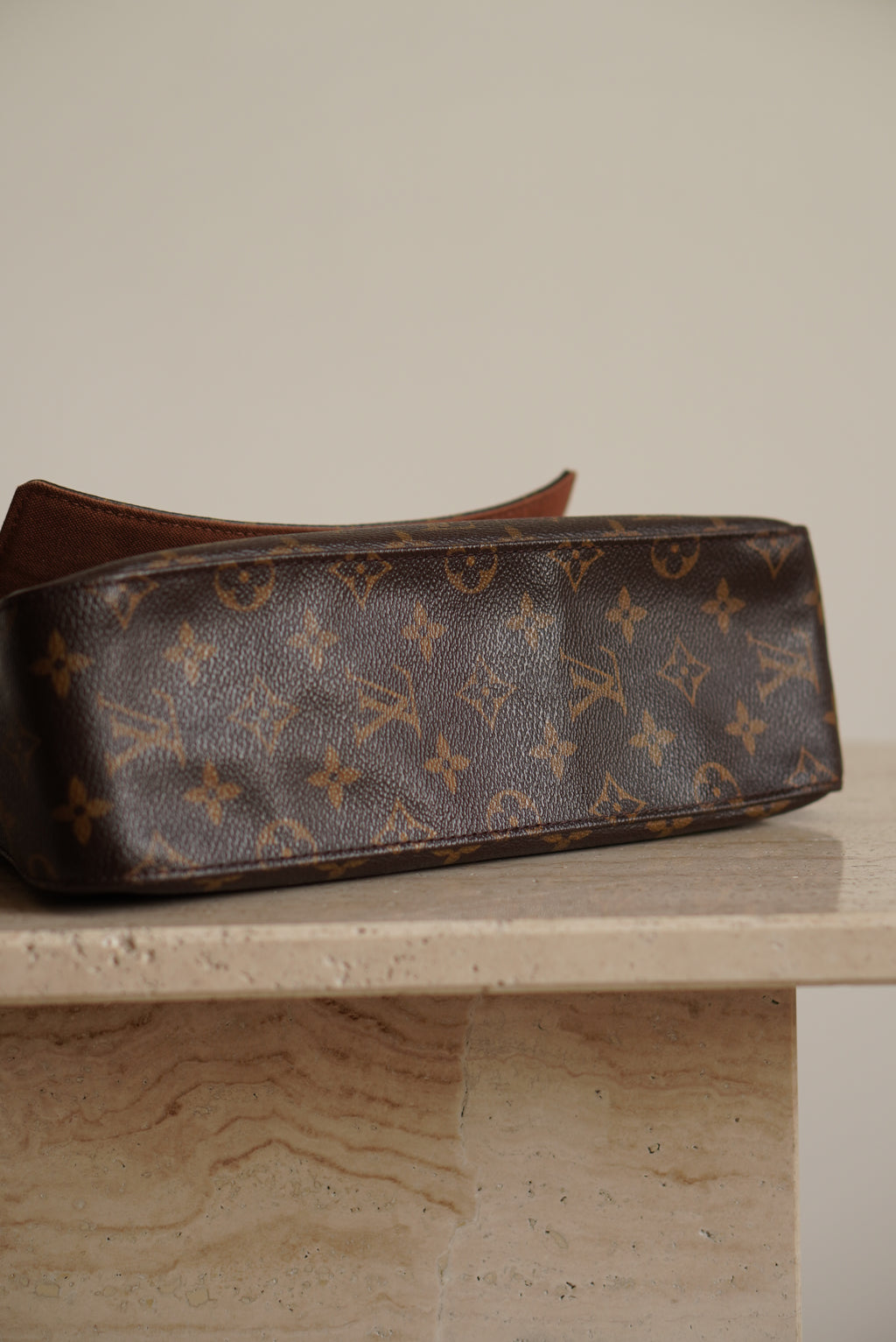 LOUIS VUITTON LOOPING PM