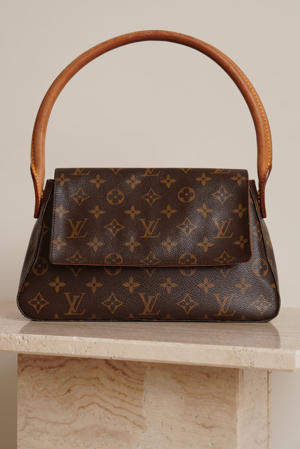 LOUIS VUITTON LOOPING PM