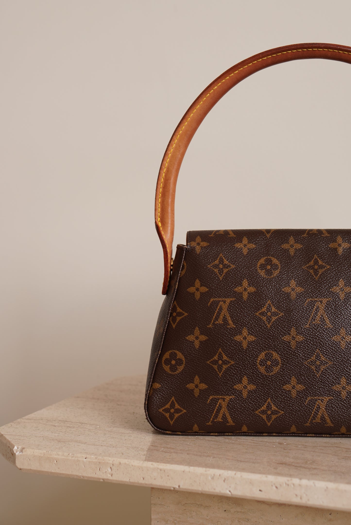 LOUIS VUITTON LOOPING PM