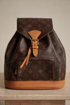 LOUIS VUITTON MONTSOURIS MM