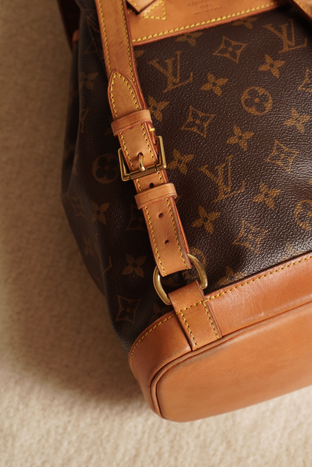 LOUIS VUITTON MONTSOURIS MM