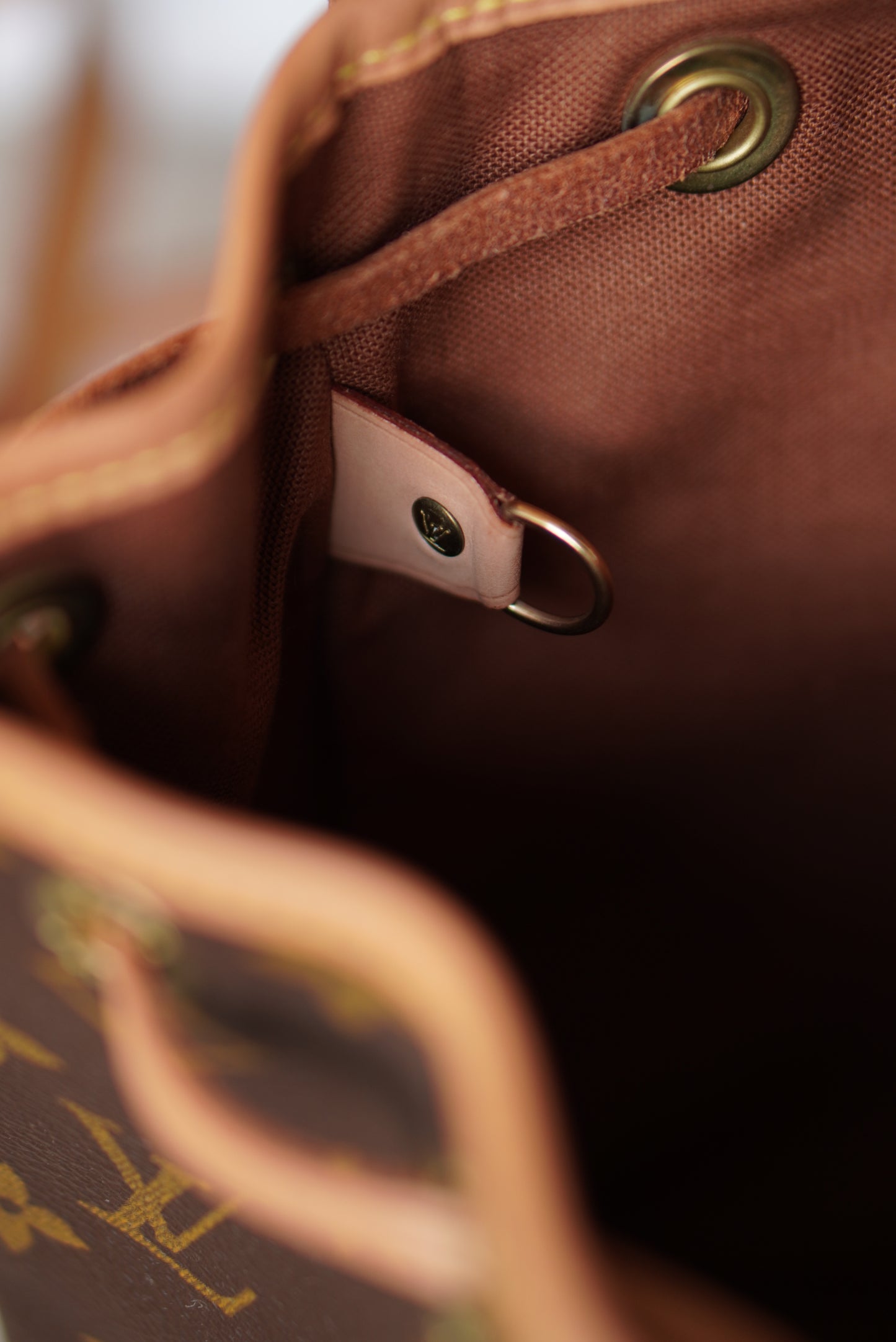 LOUIS VUITTON MONTSOURIS PM
