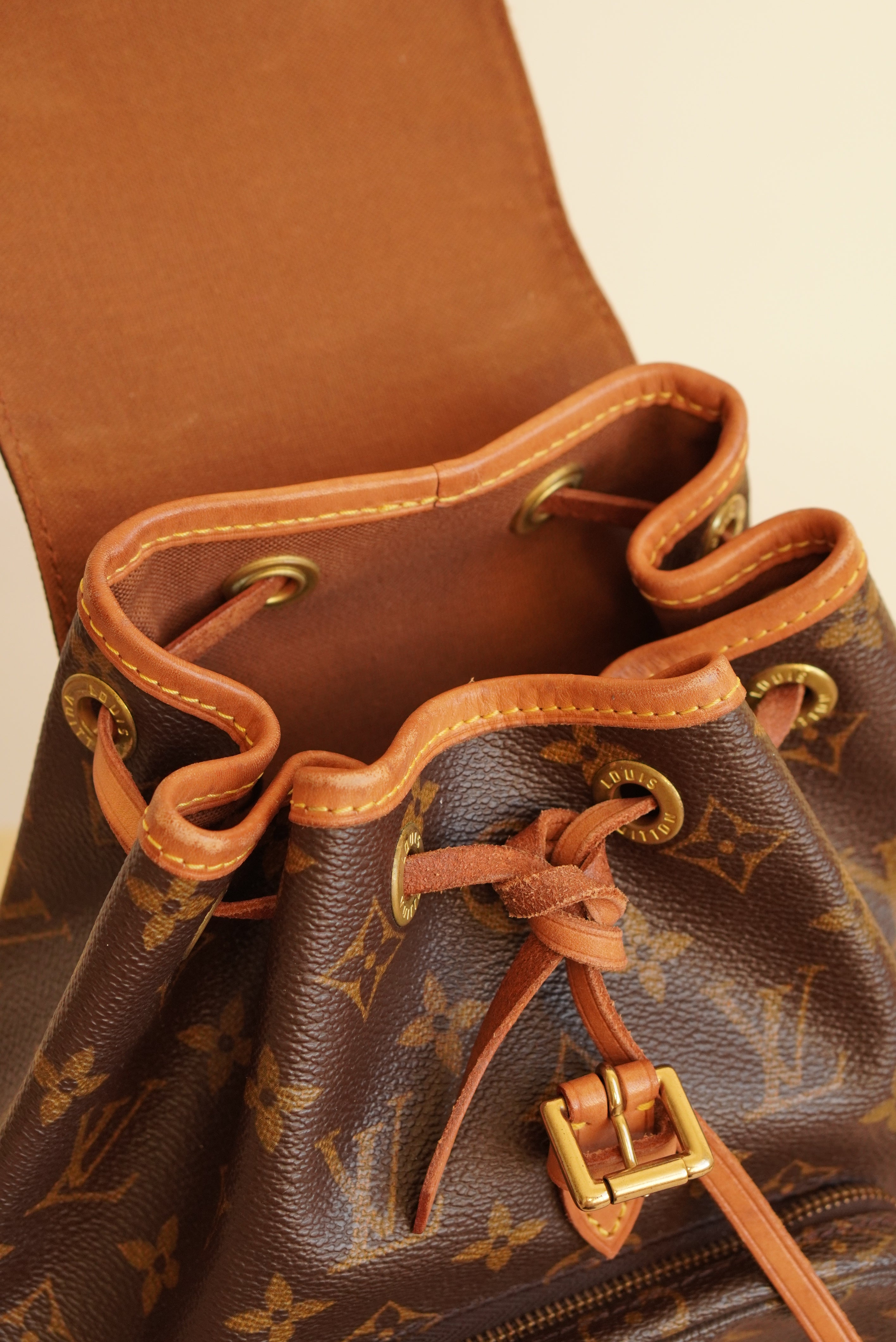 LOUIS VUITTON MONTSOURIS PM