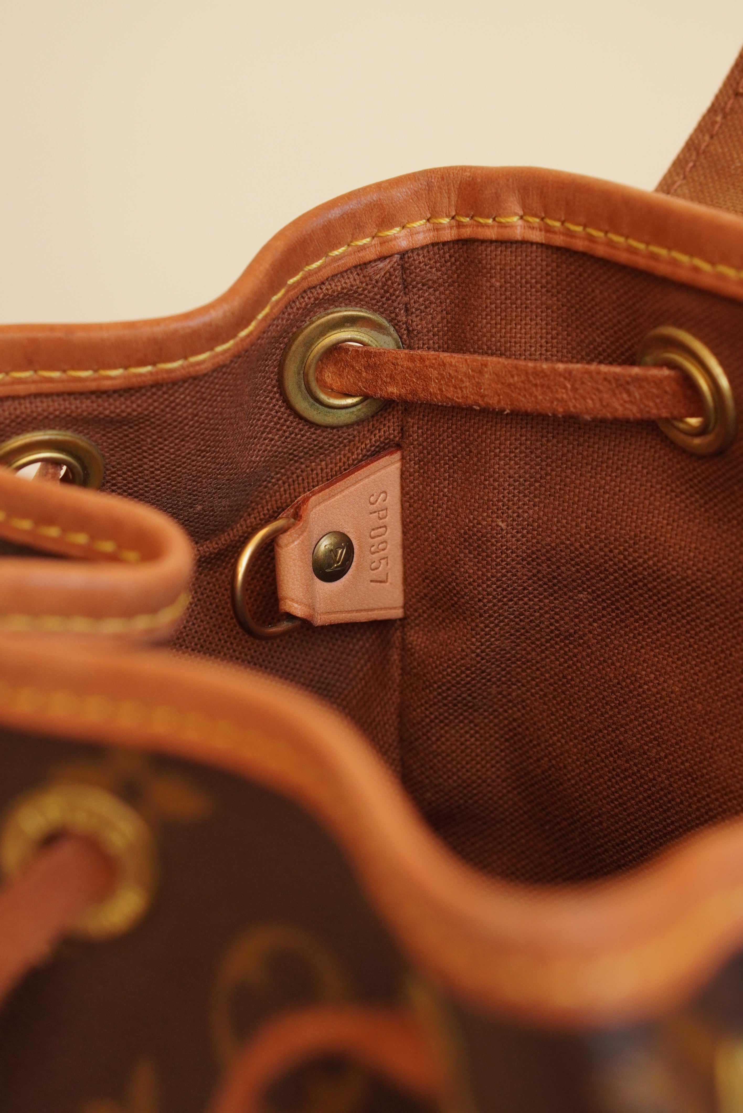 LOUIS VUITTON MONTSOURIS PM