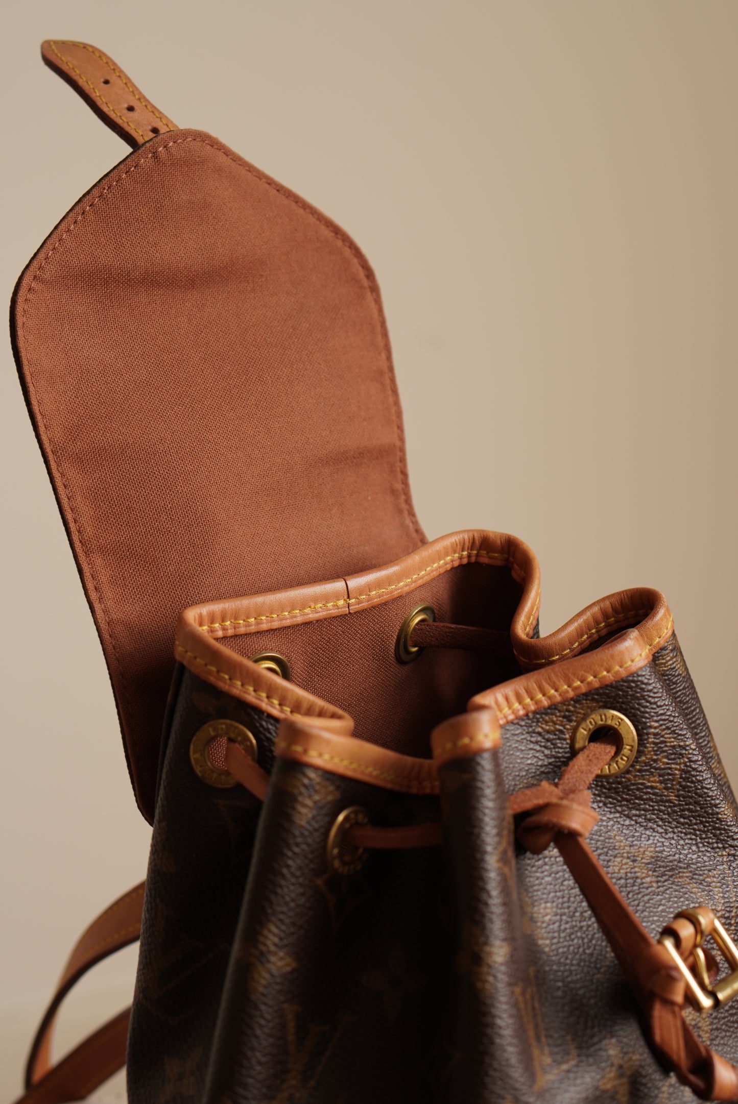 LOUIS VUITTON MONTSOURIS PM
