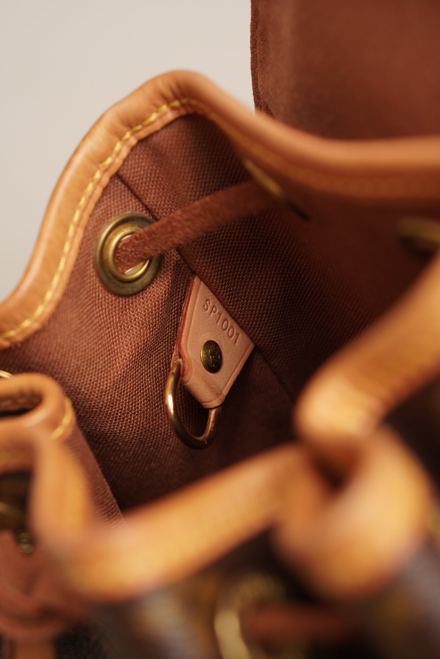 LOUIS VUITTON MONTSOURIS PM