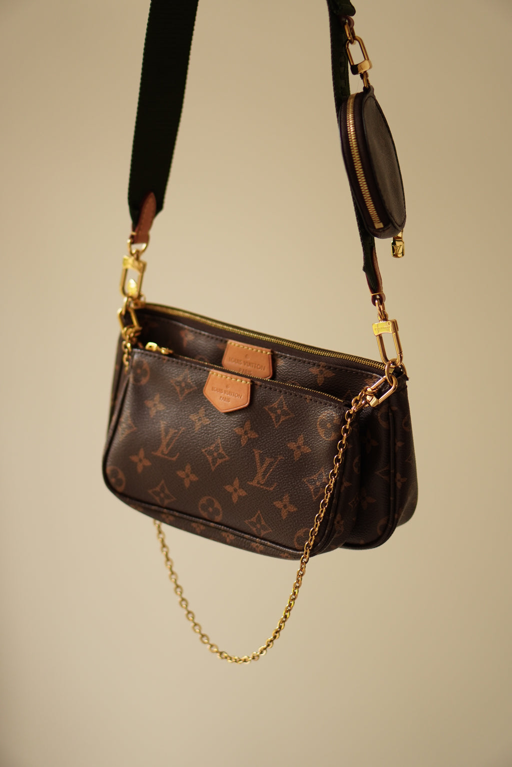 LOUIS VUITTON MULTI POCHETTE ACCESSOIRES