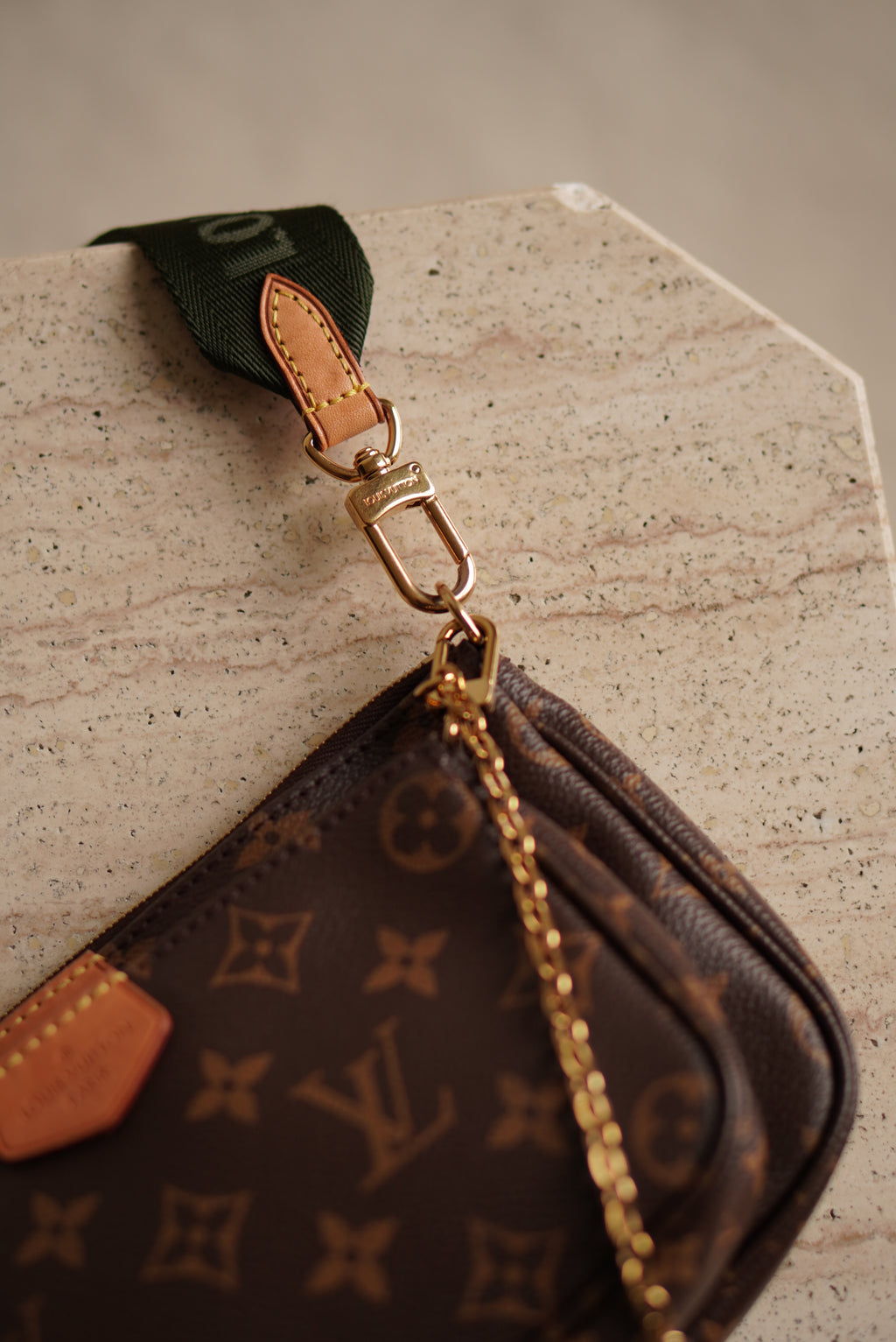 LOUIS VUITTON MULTI POCHETTE ACCESSOIRES