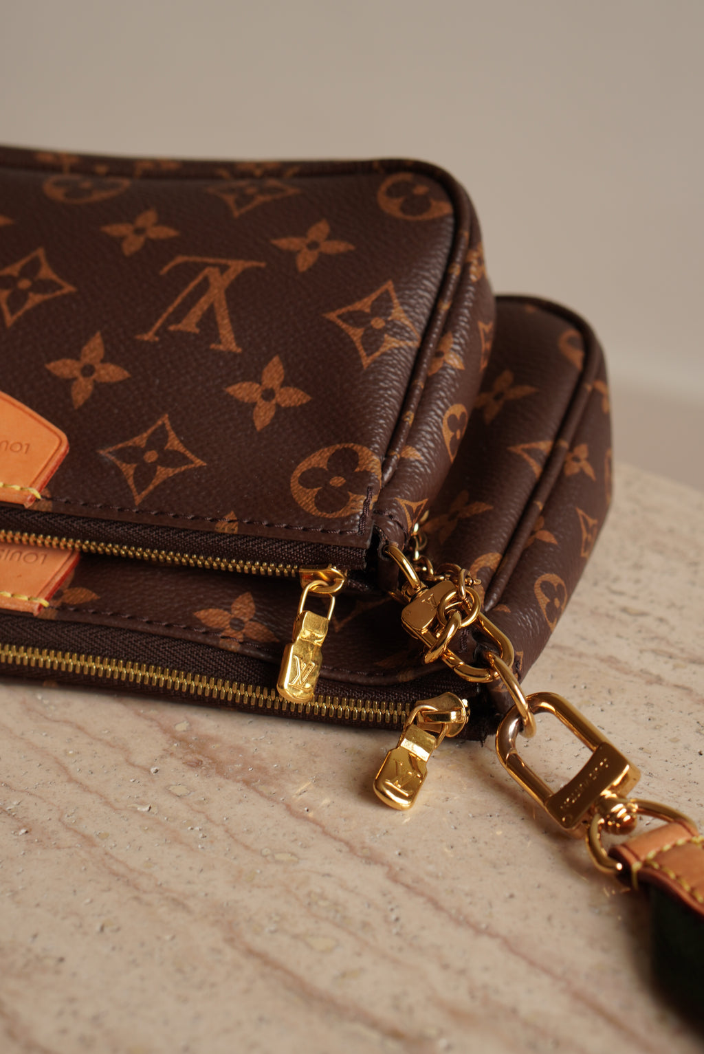 LOUIS VUITTON MULTI POCHETTE ACCESSOIRES