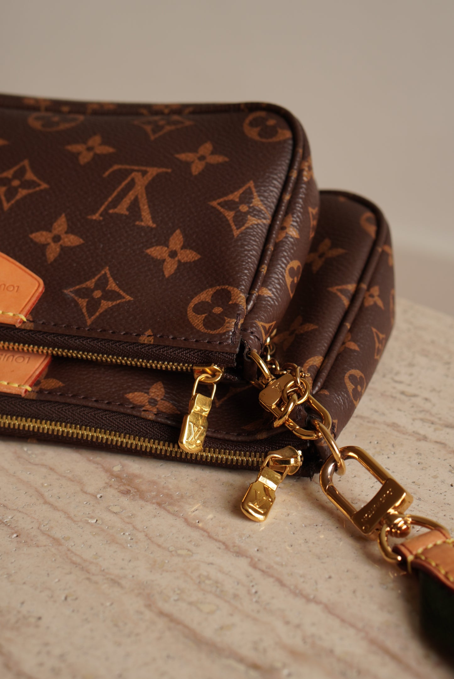 LOUIS VUITTON MULTI POCHETTE ACCESSOIRES