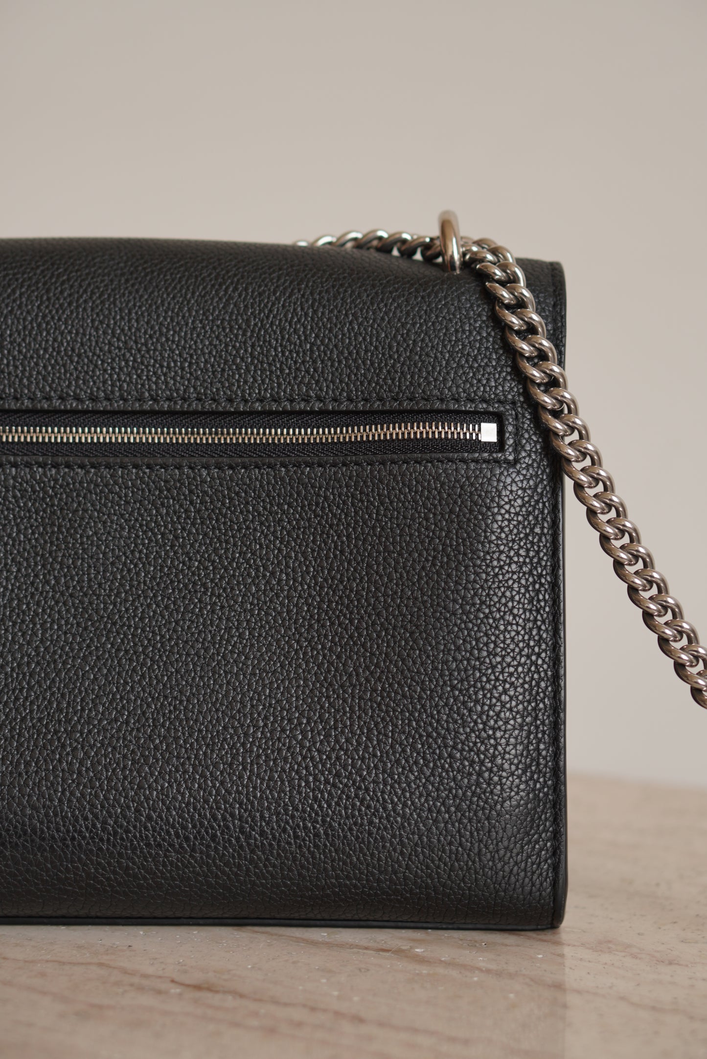 LOUIS VUITTON MYLOCKME CHAIN | BLACK