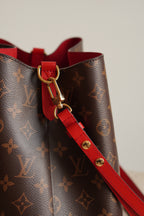 LOUIS VUITTON NÉONOÉ