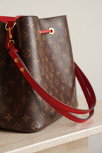 LOUIS VUITTON NÉONOÉ