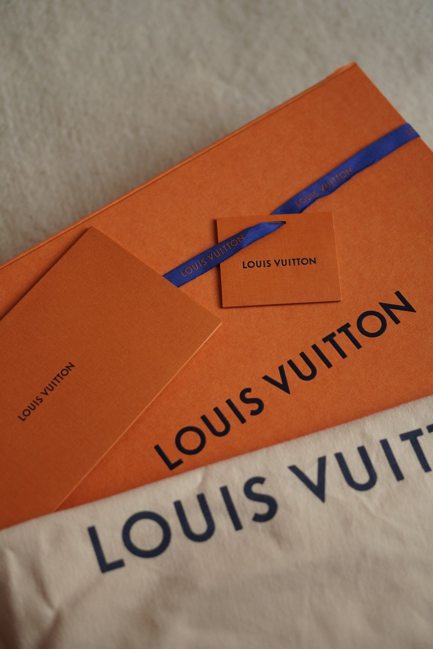LOUIS VUITTON NEVERFULL MM