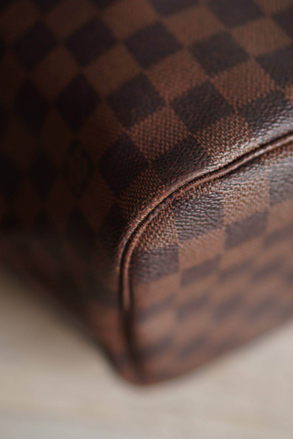 LOUIS VUITTON NEVERFULL MM