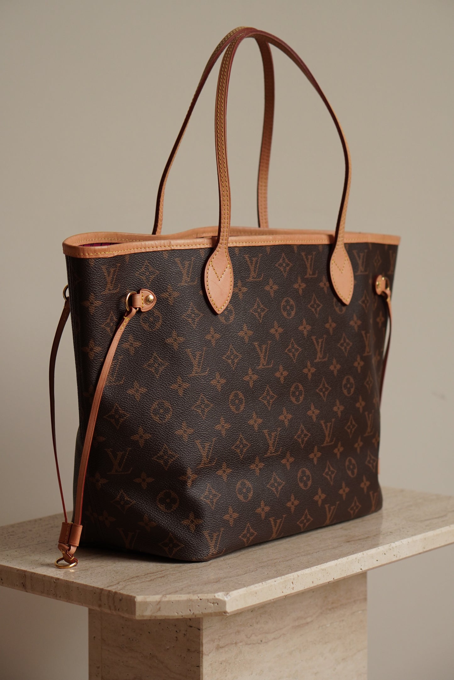 LOUIS VUITTON NEVERFULL MM