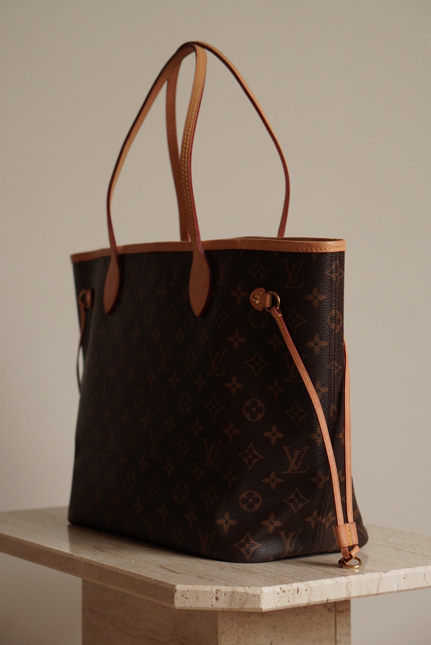 LOUIS VUITTON NEVERFULL MM