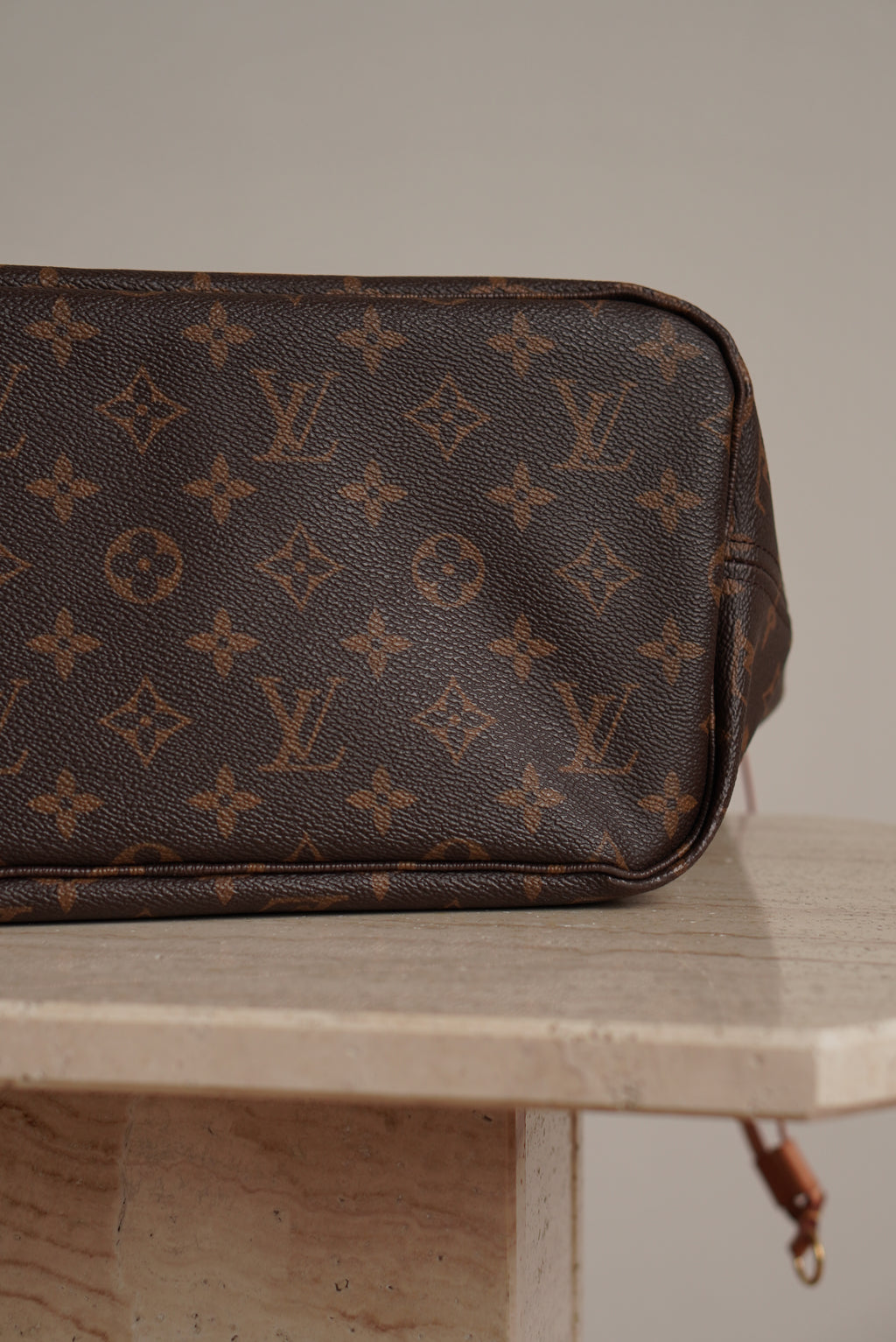 LOUIS VUITTON NEVERFULL MM