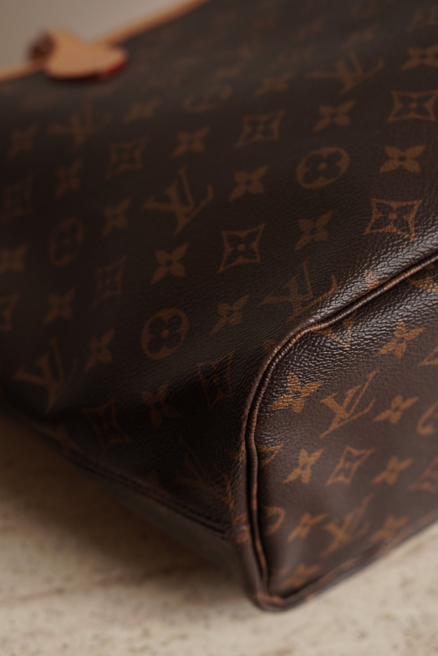 LOUIS VUITTON NEVERFULL MM