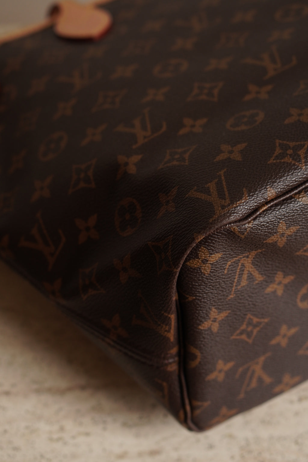 LOUIS VUITTON NEVERFULL MM