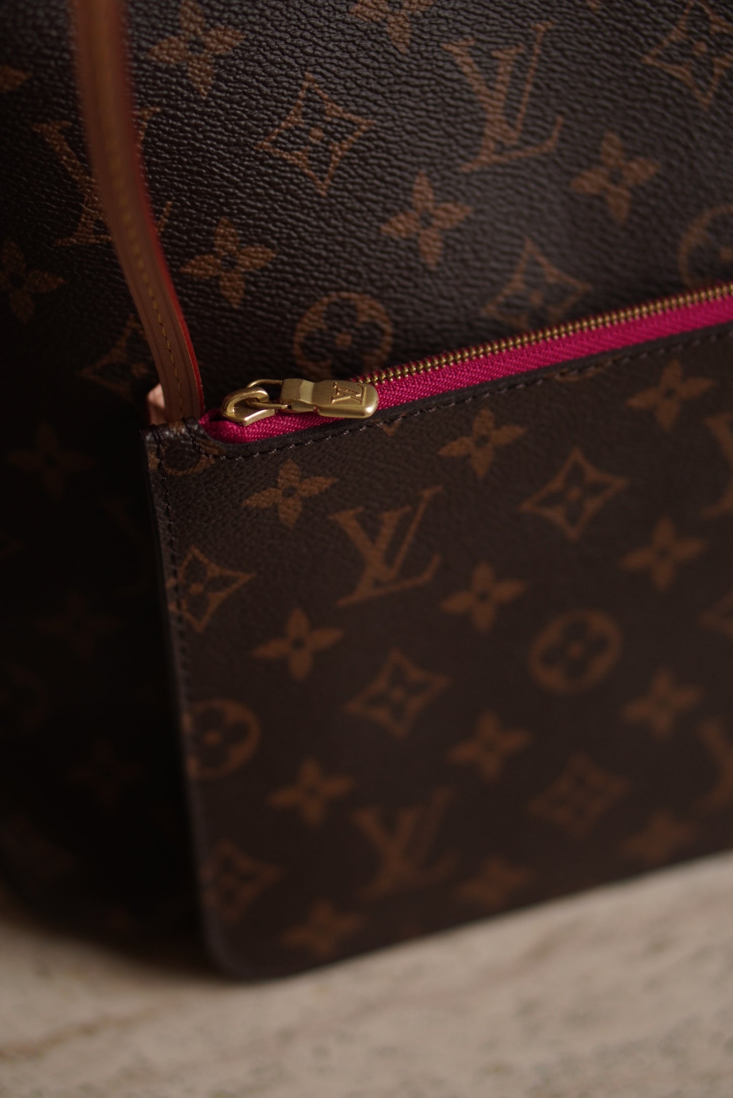 LOUIS VUITTON NEVERFULL MM