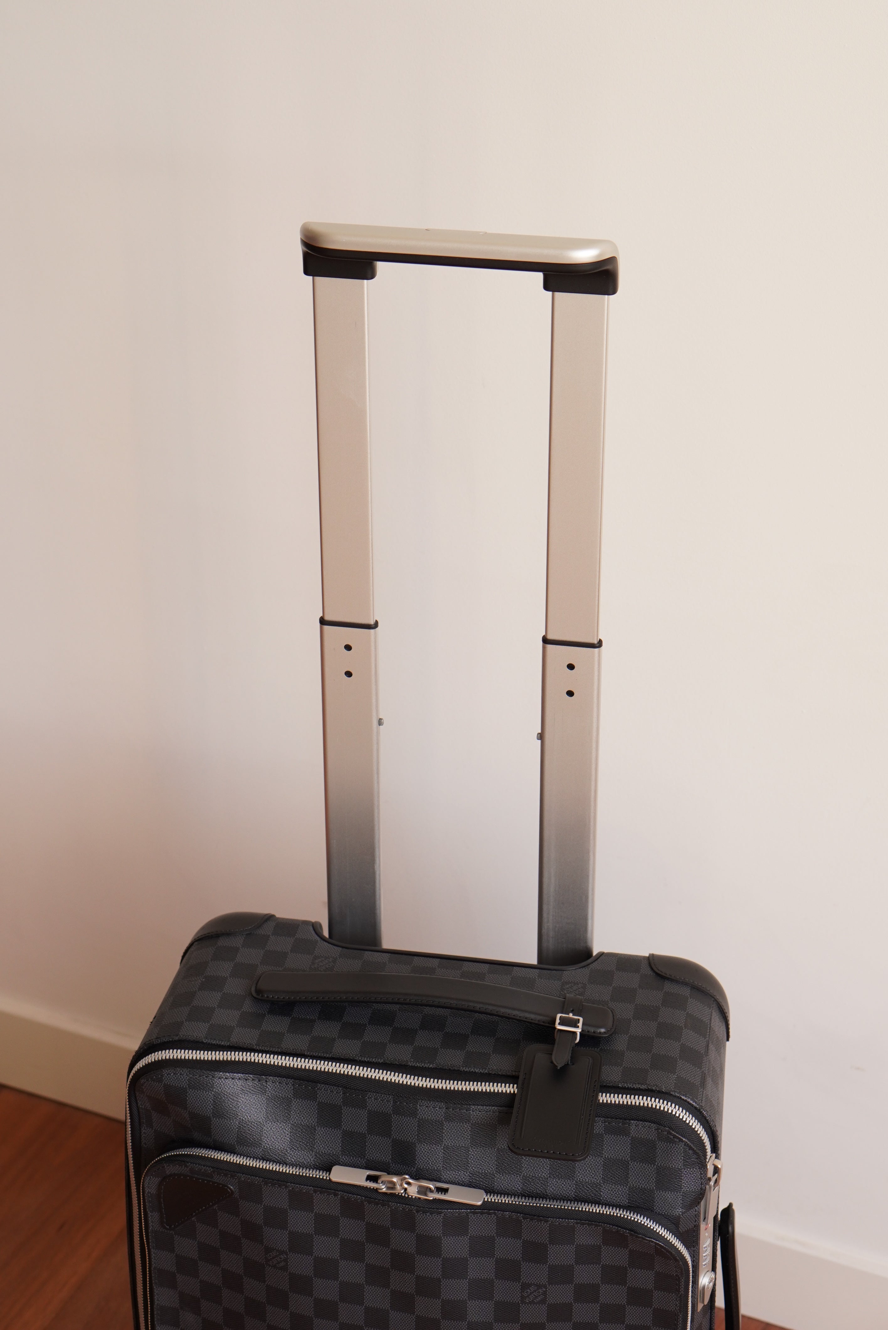 LOUIS VUITTON PEGASE TROLLEY CASE | DAMIER GRAPHITE CANVAS