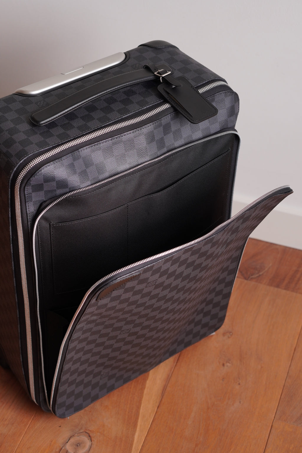 LOUIS VUITTON PEGASE TROLLEY CASE | DAMIER GRAPHITE CANVAS