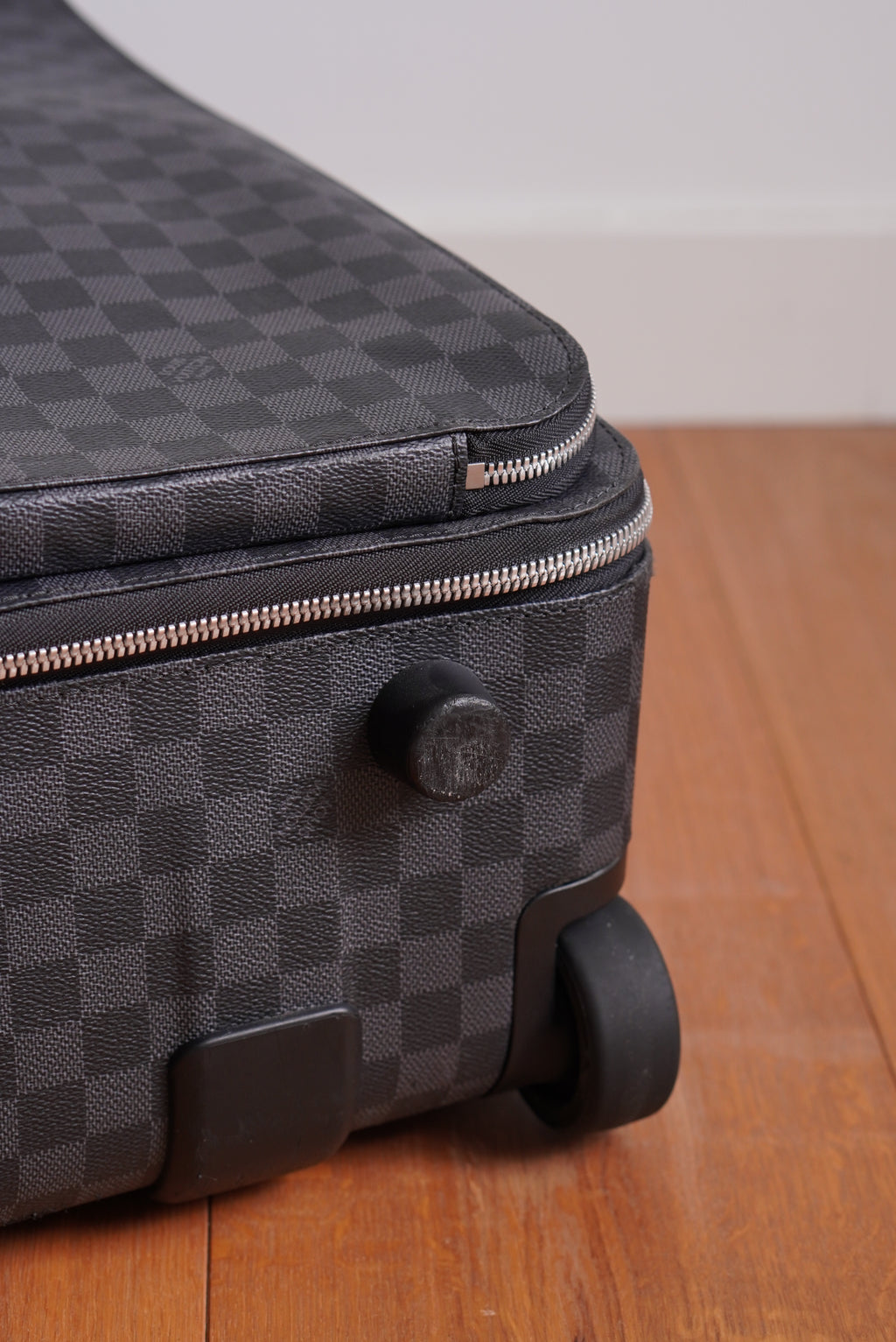 LOUIS VUITTON PEGASE TROLLEY CASE | DAMIER GRAPHITE CANVAS