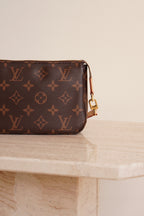 LOUIS VUITTON POCHETTE ACCESSOIRES