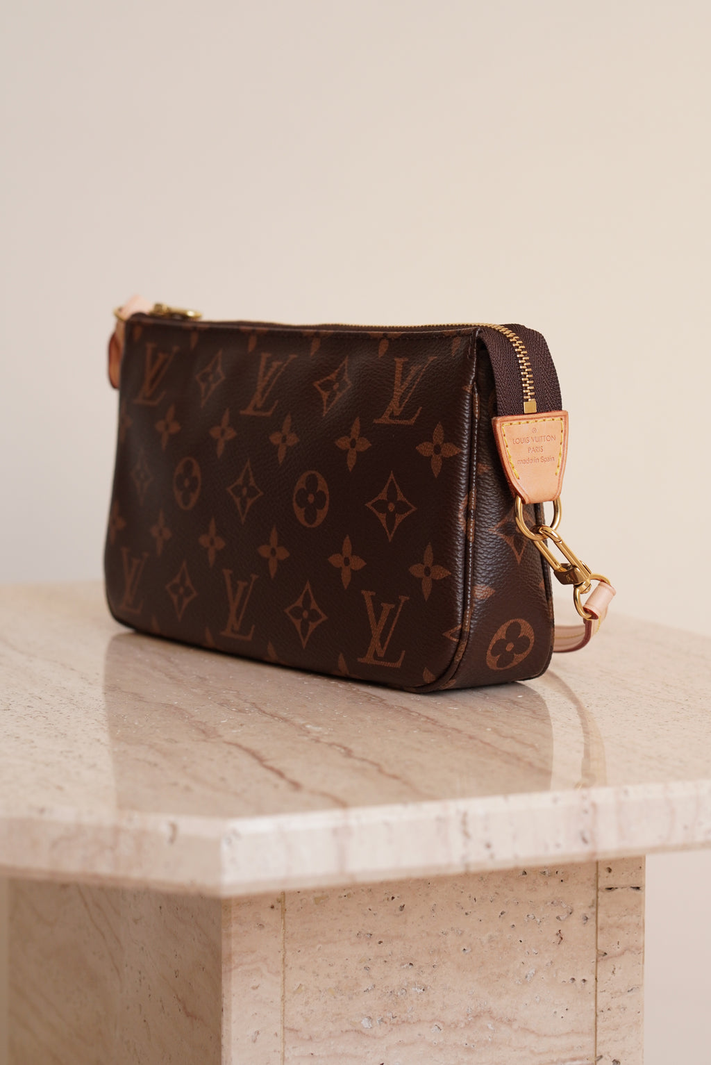 LOUIS VUITTON POCHETTE ACCESSOIRES