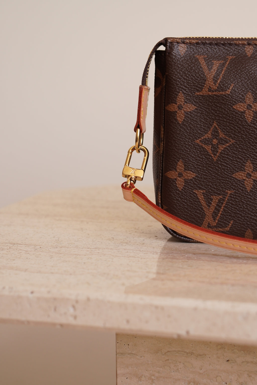 LOUIS VUITTON POCHETTE ACCESSOIRES