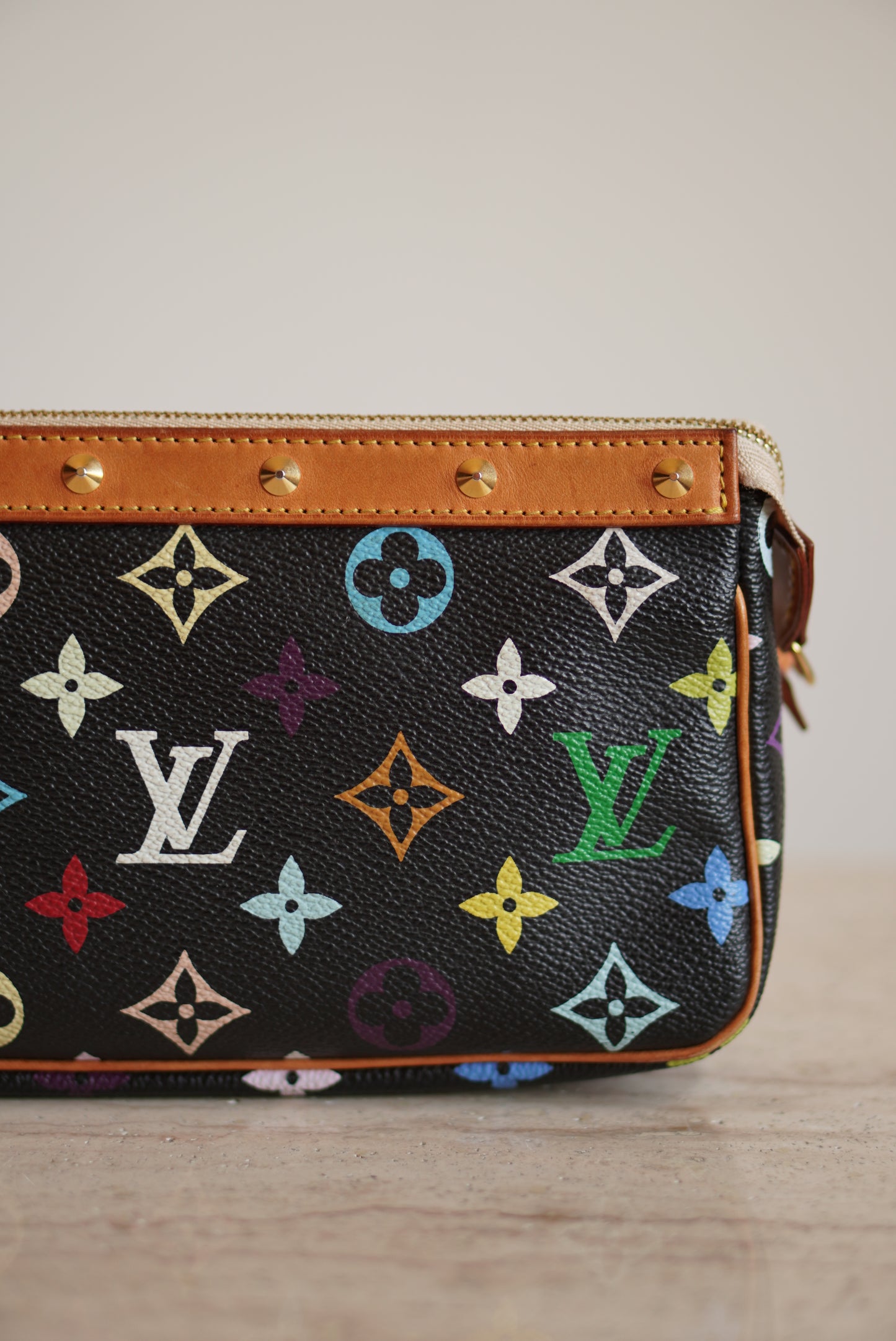 LOUIS VUITTON x TAKASHI MURAKAMI POCHETTE ACCESSOIRES