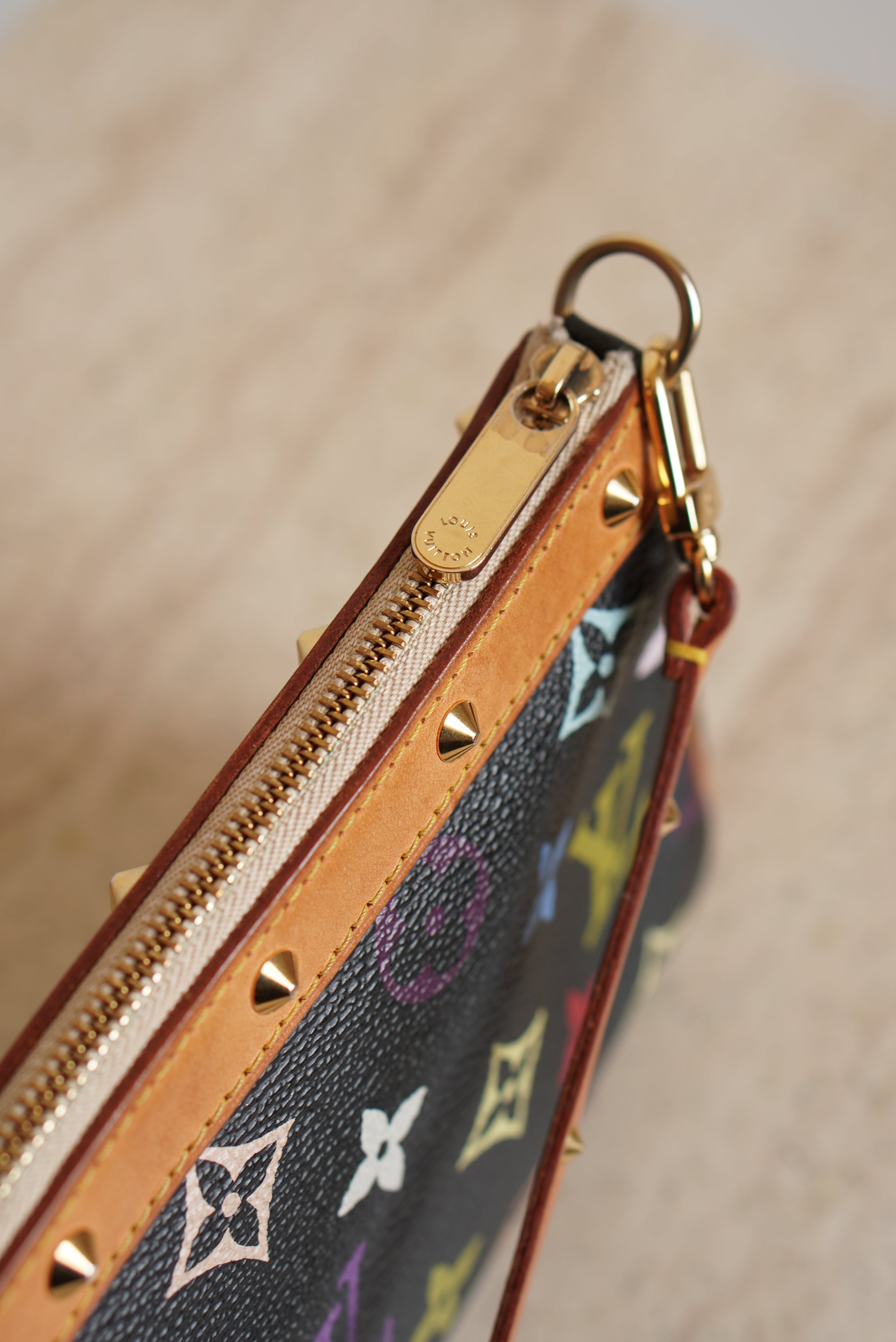 LOUIS VUITTON x TAKASHI MURAKAMI POCHETTE ACCESSOIRES