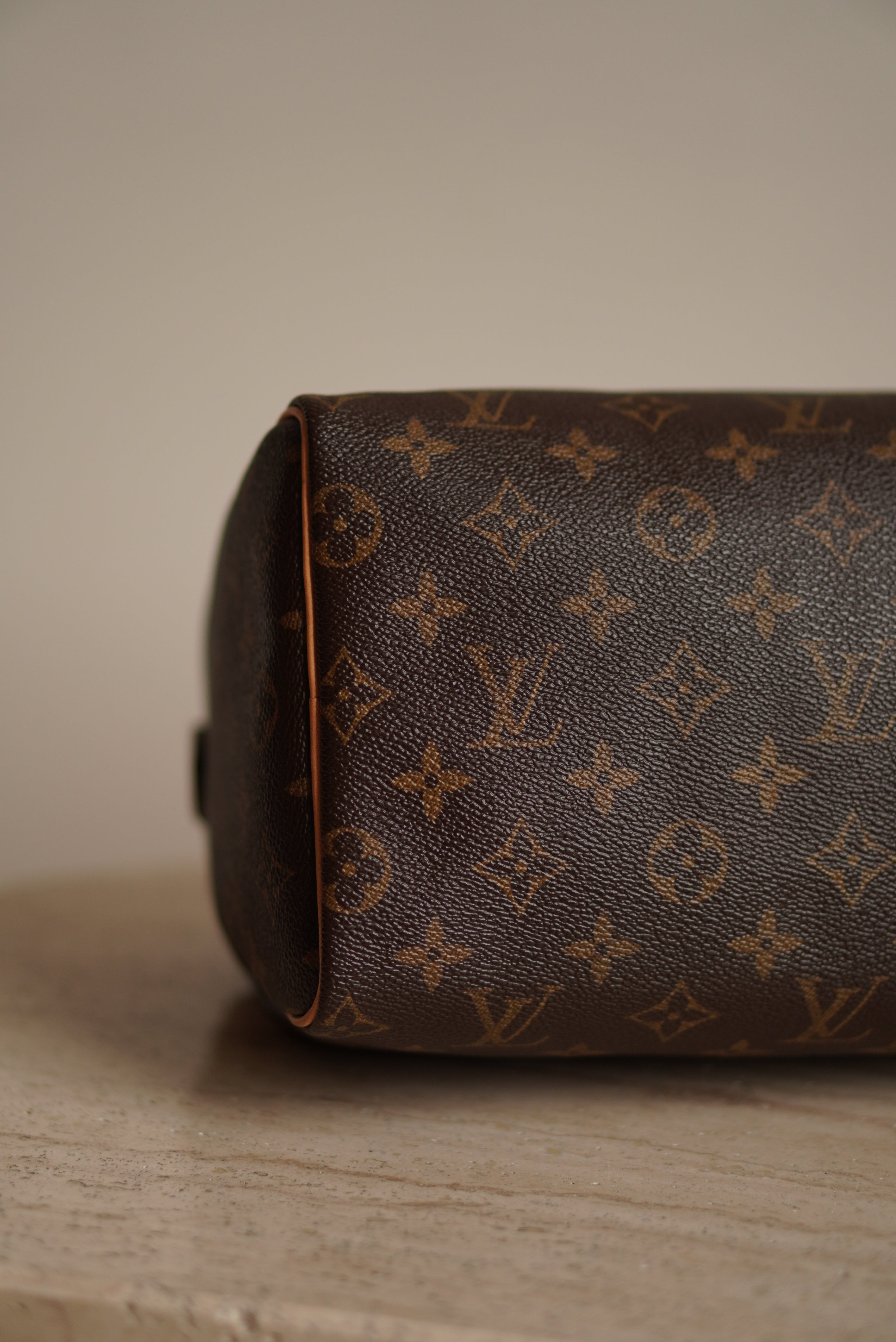 LOUIS VUITTON SPEEDY 25
