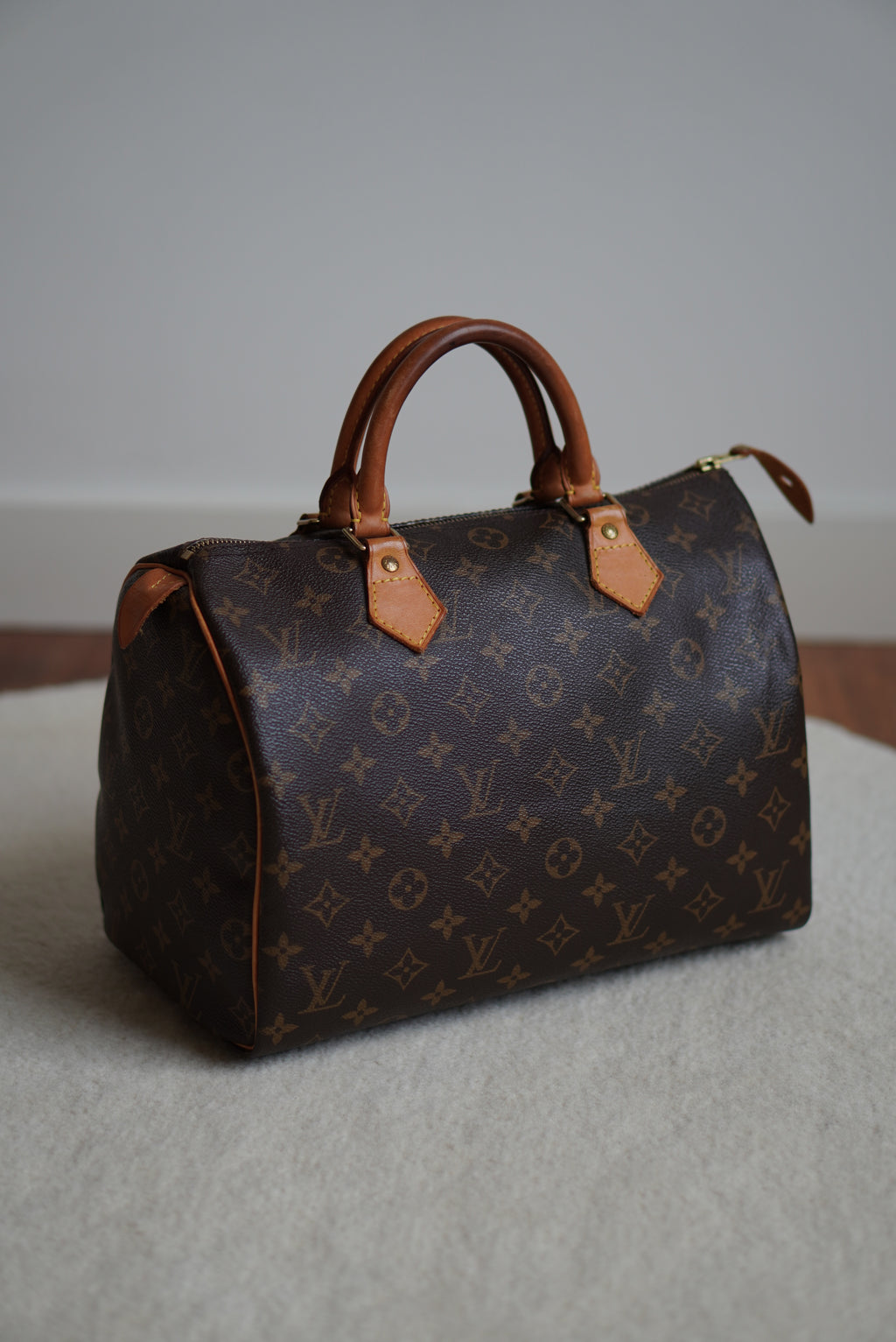 LOUIS VUITTON SPEEDY 30