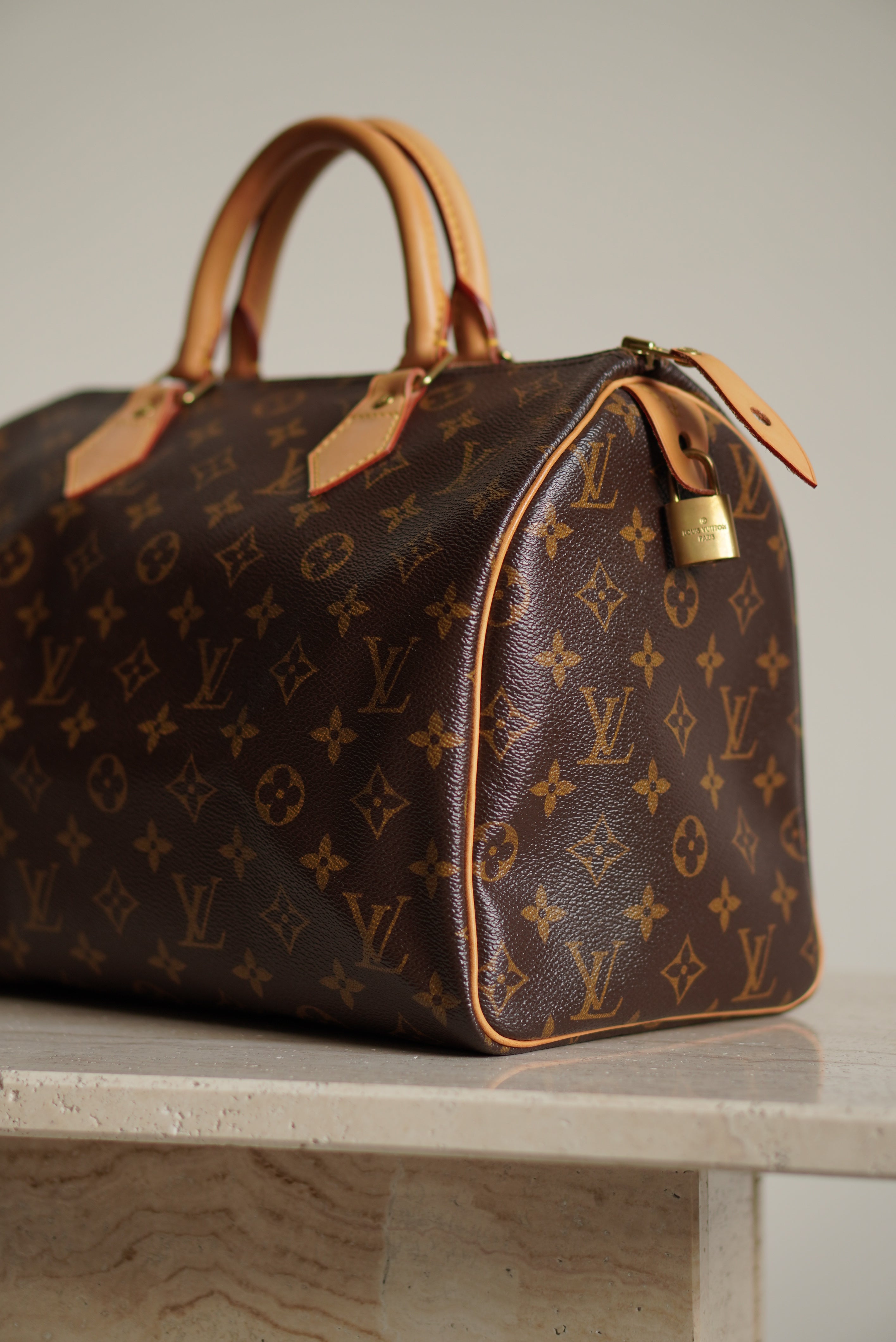 LOUIS VUITTON SPEEDY 30